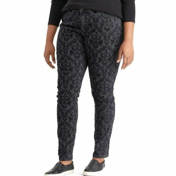 PLUS SIZE CHAPS PATTERNED STRETCH SKINNY JEANS SIZE 18W NWT - Picture 1 of 7